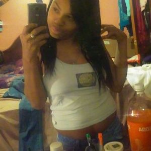 Meet your Posher, Gabrielle